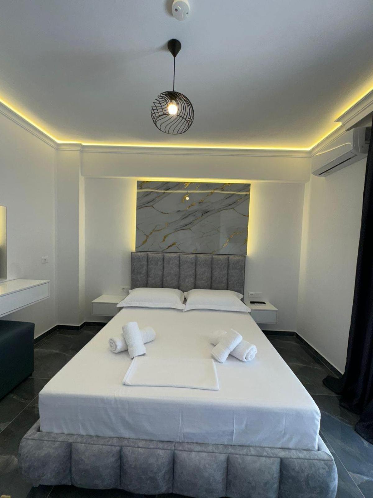 Noya Suites Sr Sarandë Exterior foto